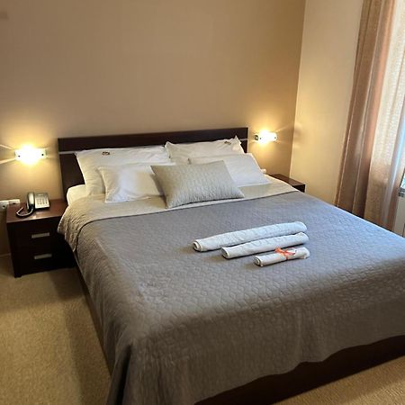 B&B Vila Vidikovac Arandjelovac Bagian luar foto