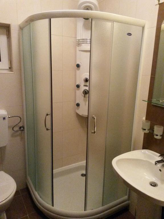 B&B Vila Vidikovac Arandjelovac Ruang foto